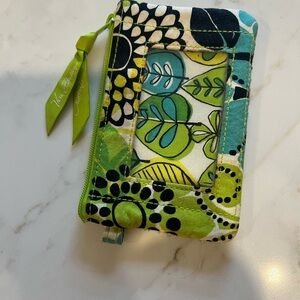 Vera Bradley Green and Blue Leaf Pattern ID Holder